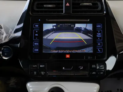 2021 تويوتا بريوس