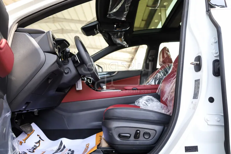 2026 لكزس إن إكس 350