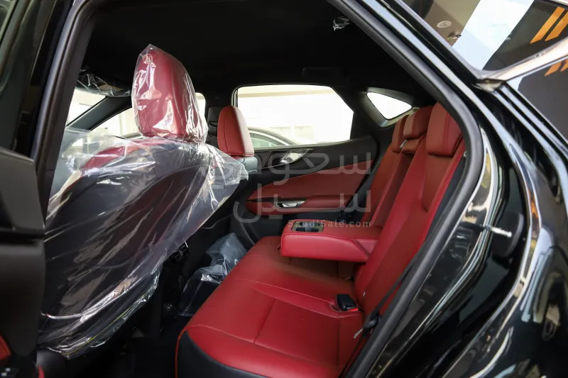 2026 لكزس إن إكس 350