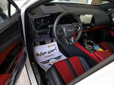 2025 لكزس إن إكس 300 اف سبورت