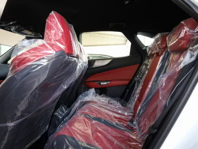 2025 لكزس إن إكس 300 اف سبورت