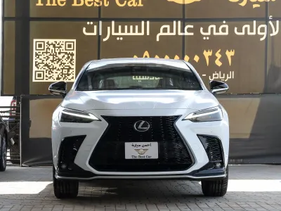 2025 لكزس إن إكس 300 اف سبورت