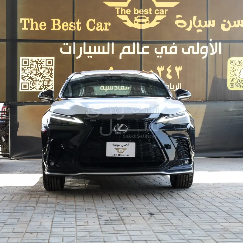 2025 لكزس إن إكس 300 اف سبورت