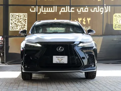 2025 لكزس إن إكس 300 اف سبورت