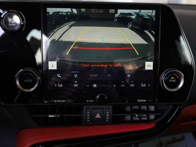 2025 لكزس إن إكس 300 اف سبورت