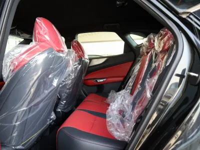 2025 لكزس إن إكس 300 اف سبورت