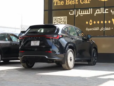 2025 لكزس إن إكس 300 اف سبورت