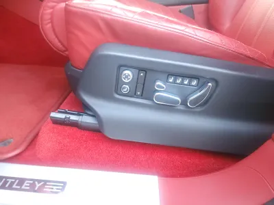 2017 بنتلي بنتايجا الاصدار الاول