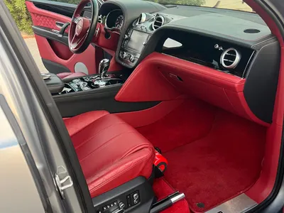 2017 بنتلي بنتايجا الاصدار الاول