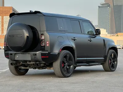 2024 لاند روفر ديفيندر إصدار كارباثيان