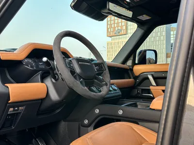 2024 لاند روفر ديفيندر إصدار كارباثيان