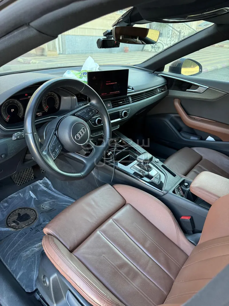 2022 اودي اي 5 40 تي اف اس اي اس لاين