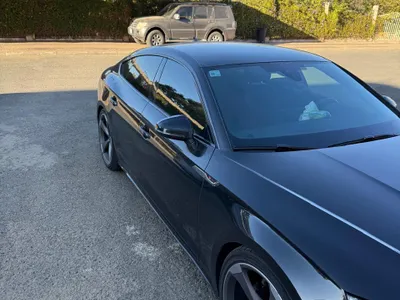 2022 اودي اي 5 40 تي اف اس اي اس لاين