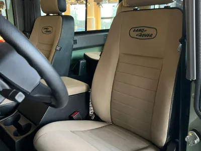 2016 لاند روفر ديفيندر 90
