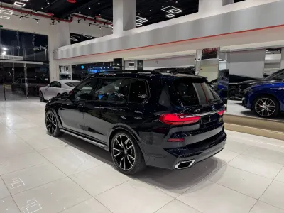 2022 بي ام دبليو الفئة اكس 7 إم كت