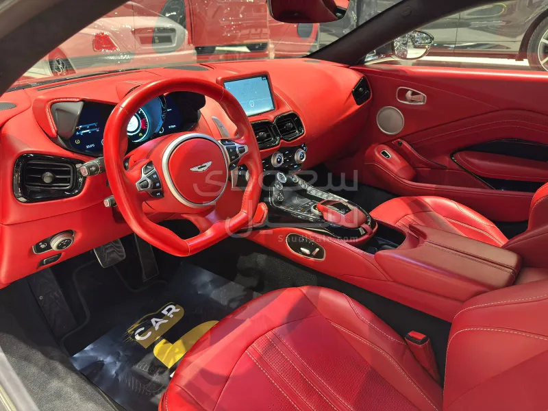 2019 استون مارتن فانتج