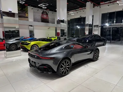 2019 استون مارتن فانتج