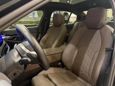 2024 بي ام دبليو الفئة الخامسة 520 أي إم كت