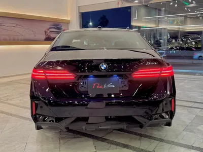 2024 بي ام دبليو الفئة الخامسة 520 أي إم كت