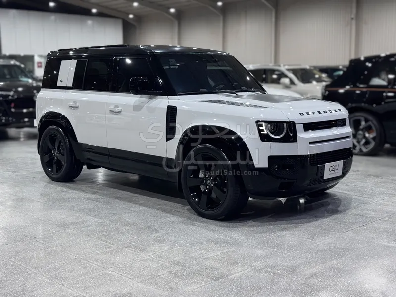 2020 لاند روفر ديفيندر اس اي