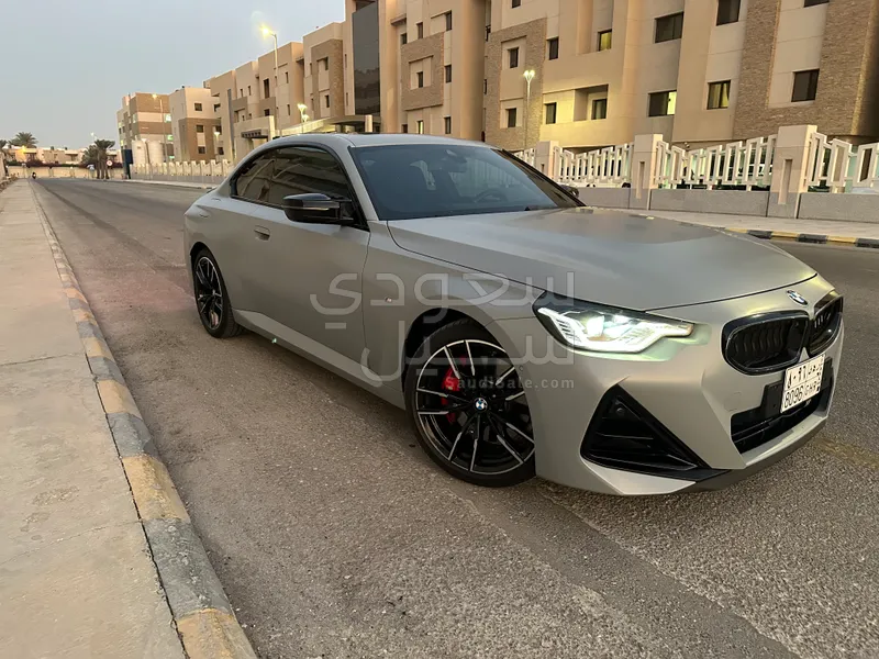 2025 بي ام دبليو الفئة الثانية إم 250 أي