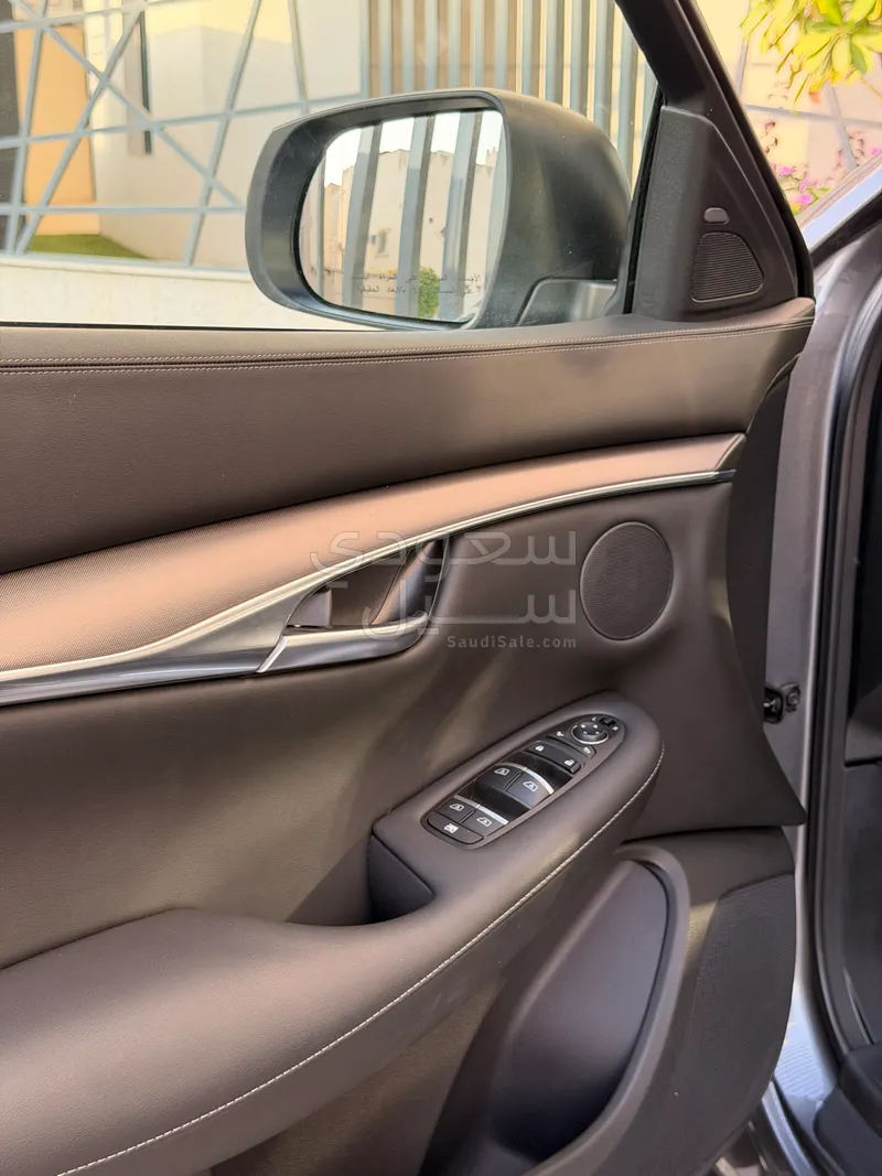 2023 انفينيتي كيو اكس 50