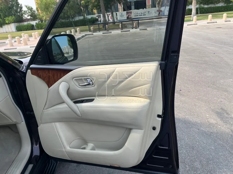 2015 انفينيتي كيو اكس 80