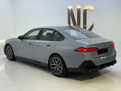 2024 BMW 5 Series 520i