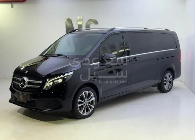 2023 مرسيدس - بنز في 250