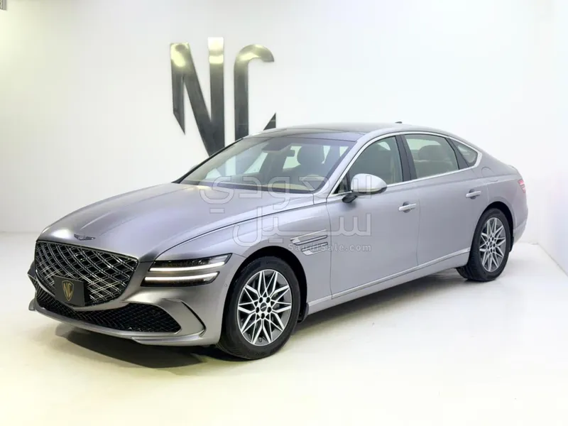 2025 Genesis G 80