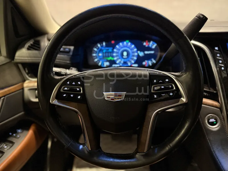 2016 كاديلاك اسكاليد