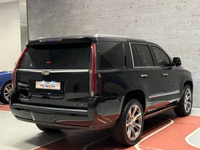 2016 كاديلاك اسكاليد