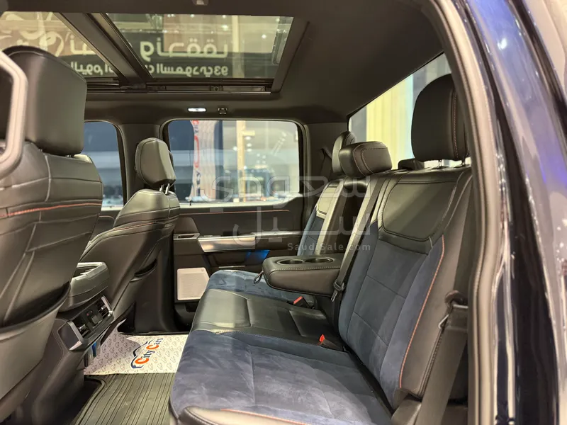 2022 فورد اف 150 رابتور