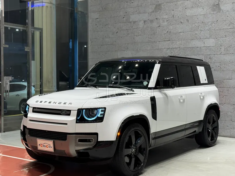 2024 لاند روفر ديفيندر اتش اس اي