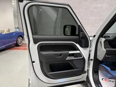 2024 لاند روفر ديفيندر اتش اس اي