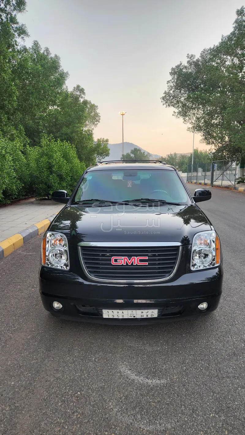 2010 جي ام سي يوكون اكس ال