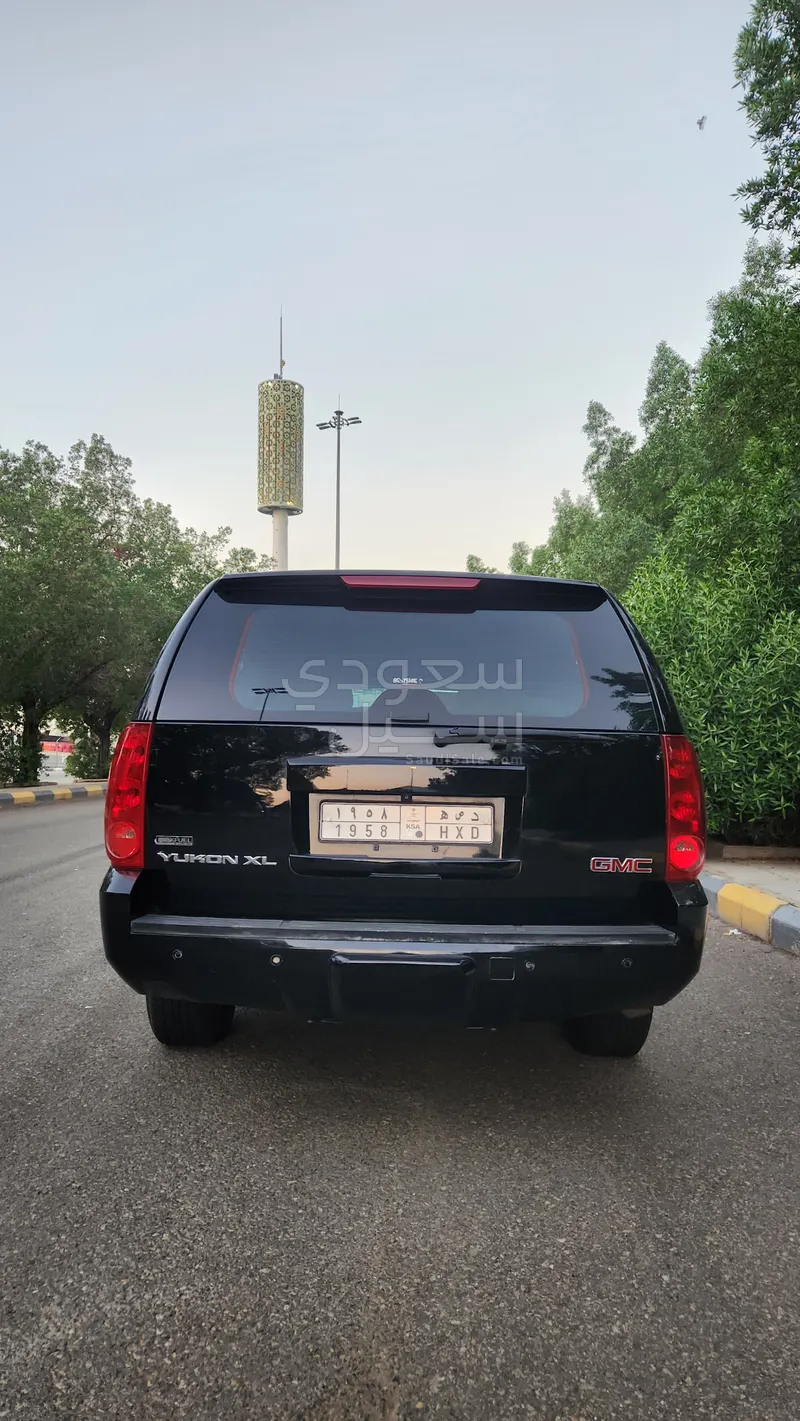 2010 جي ام سي يوكون اكس ال