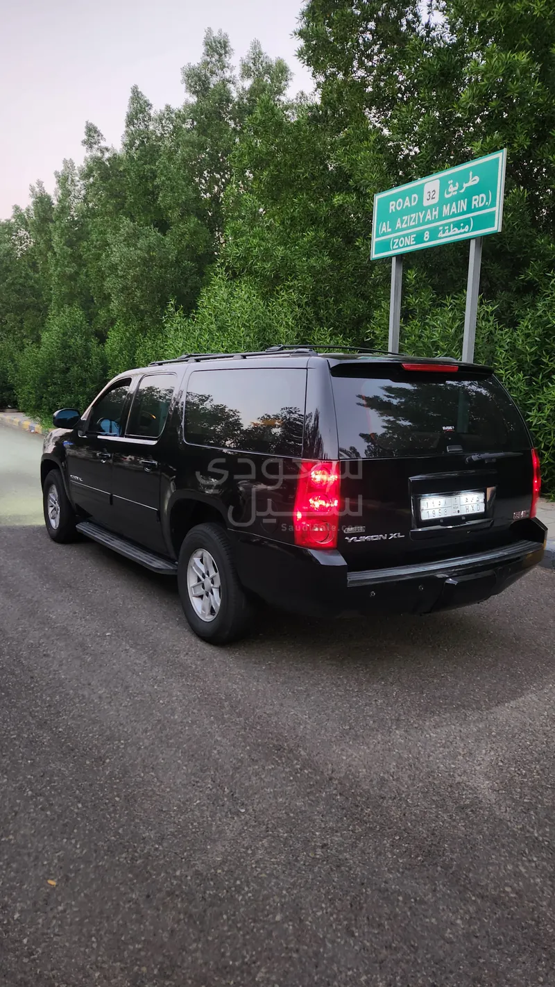 2010 جي ام سي يوكون اكس ال