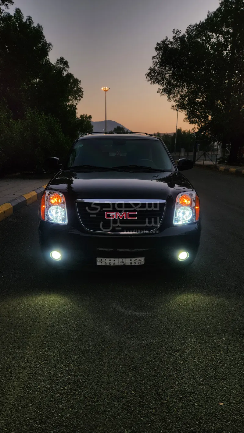 2010 جي ام سي يوكون اكس ال