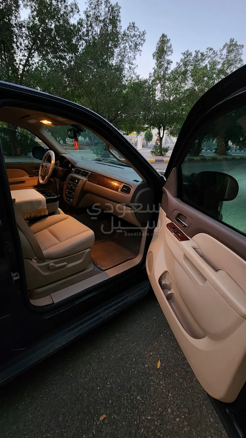 2010 جي ام سي يوكون اكس ال