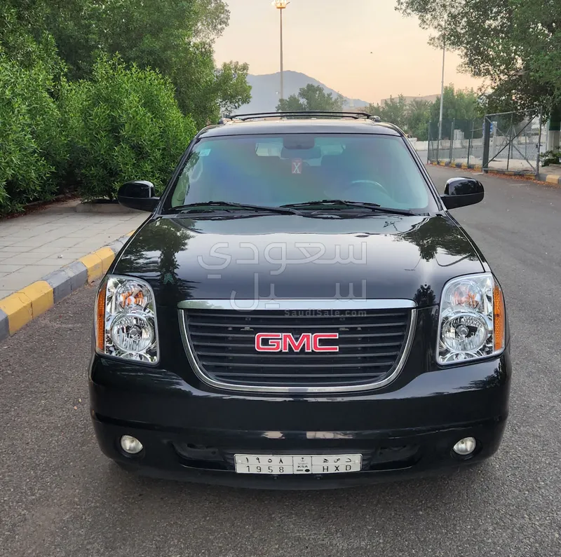 2010 جي ام سي يوكون اكس ال