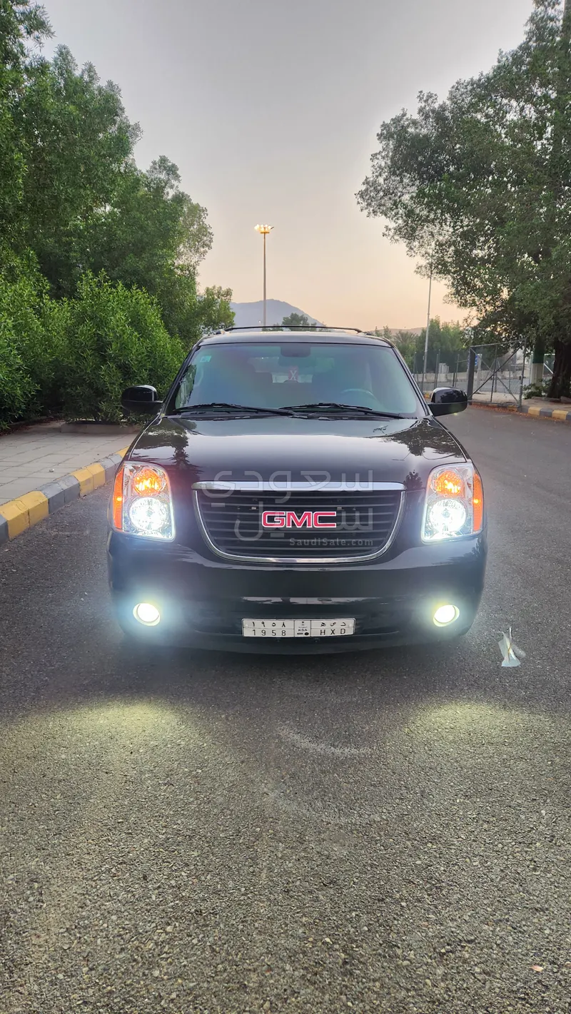 2010 جي ام سي يوكون اكس ال