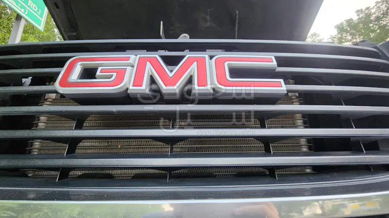 2010 جي ام سي يوكون اكس ال