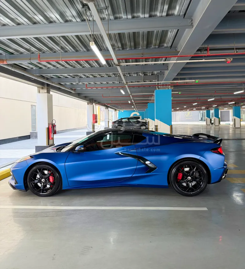 2020 شفروليه كورفيت سي 8