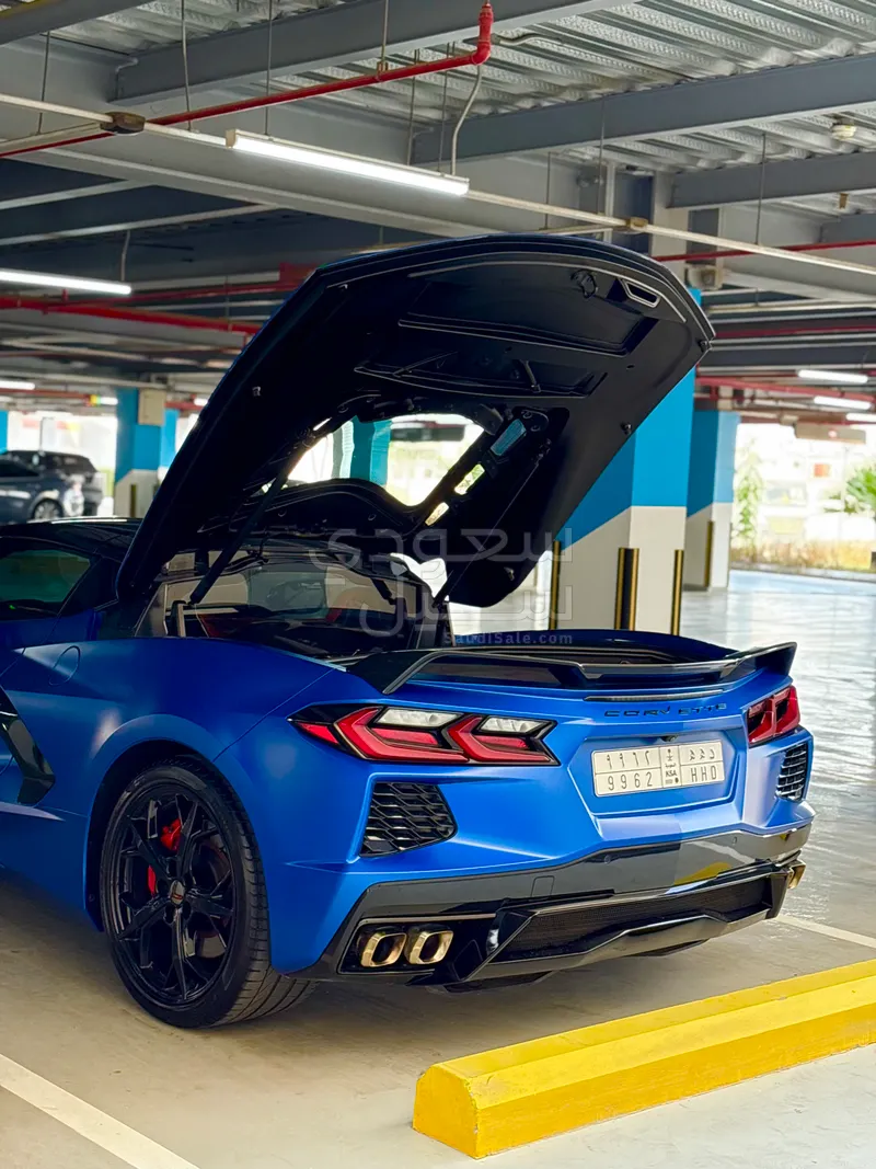 2020 شفروليه كورفيت سي 8