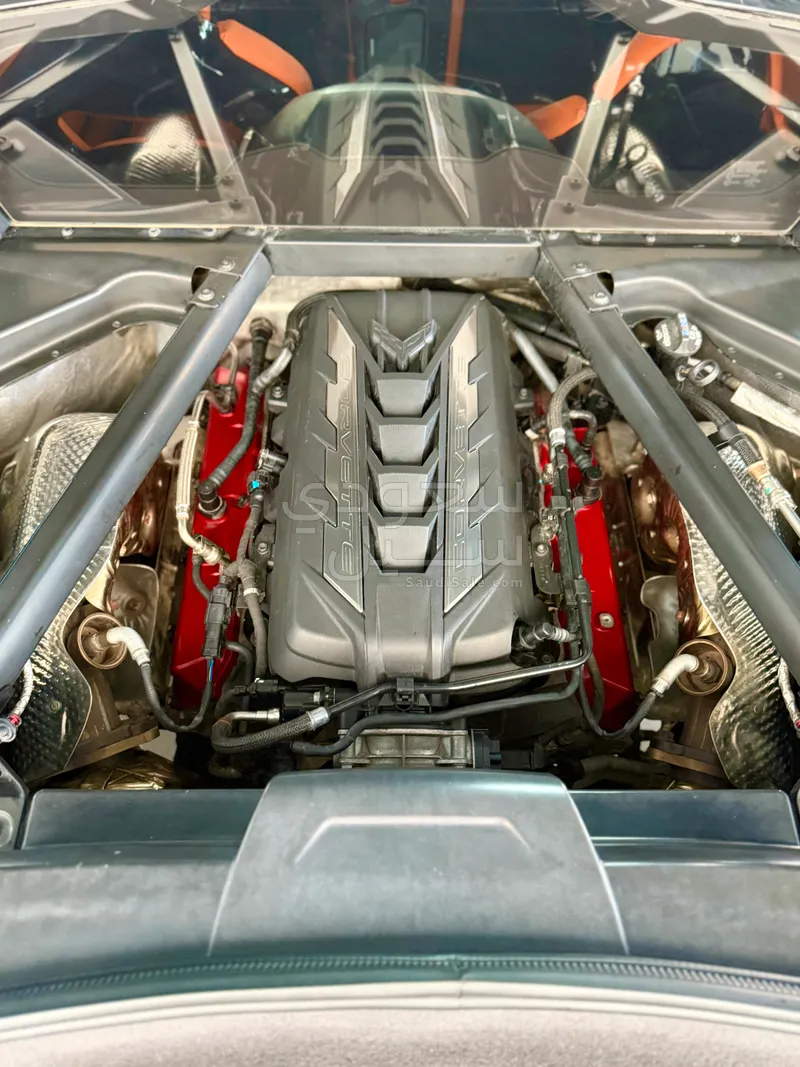 2020 شفروليه كورفيت سي 8