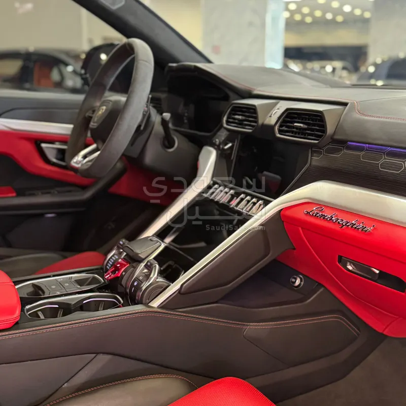 2019 لمبرجيني اوروس