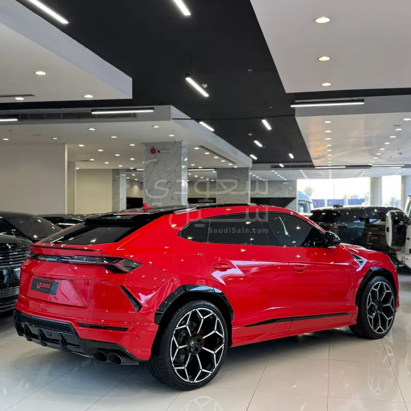 2019 لمبرجيني اوروس