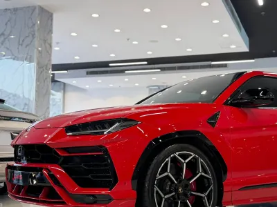 2019 لمبرجيني اوروس