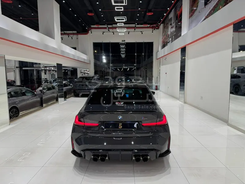 2025 بي ام دبليو الفئة ام إم 3